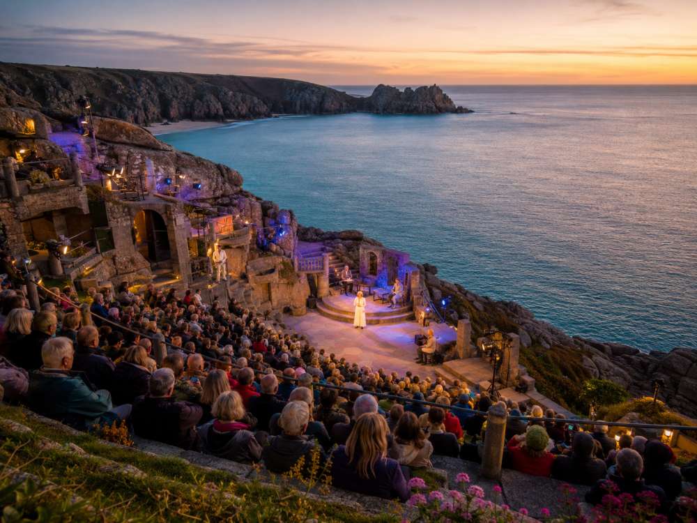 Late Summer Events at the Mina...
