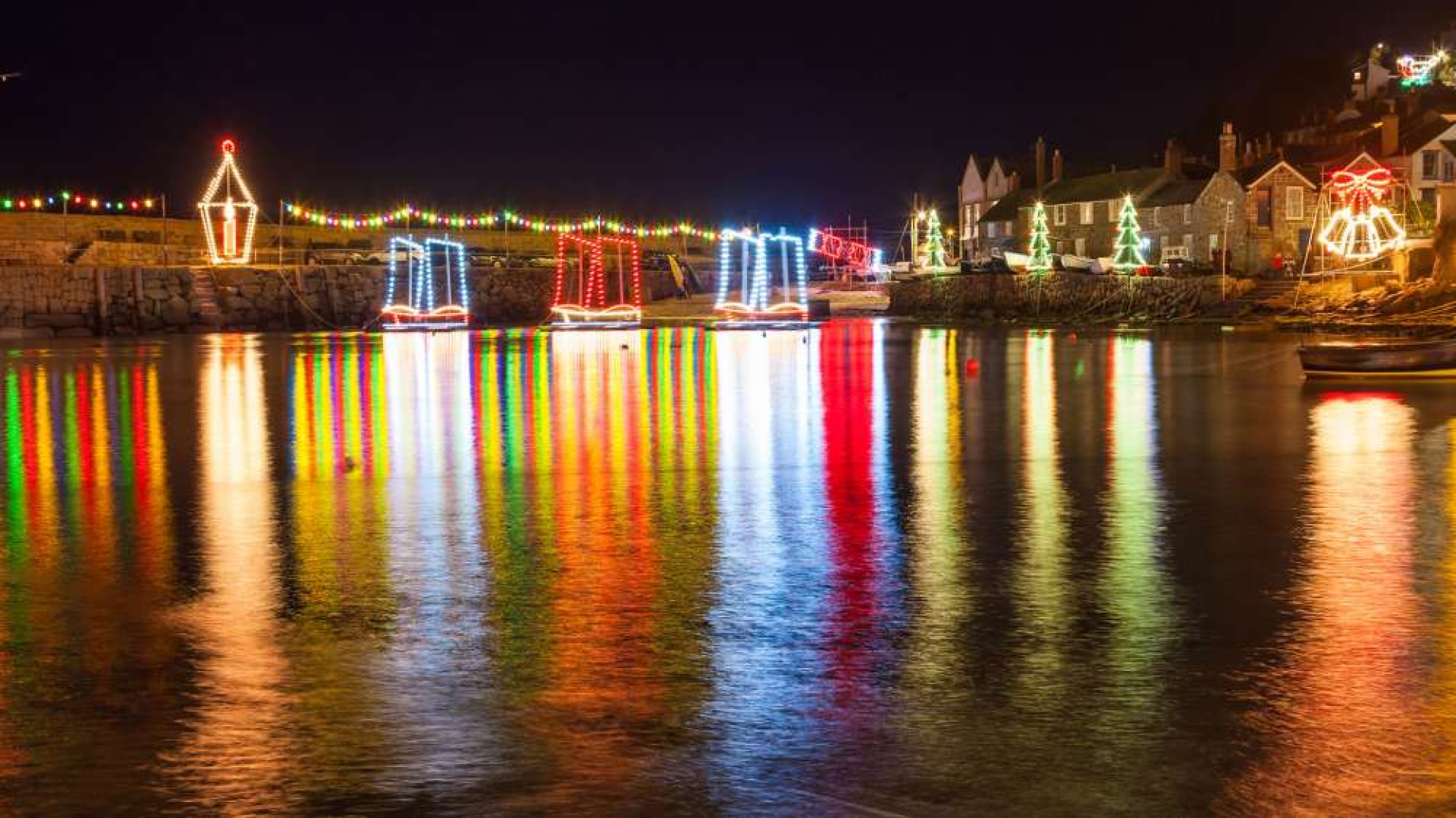 Christmas Magic in Cornwall: C...